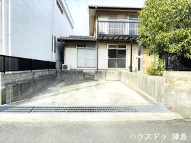 ●津島市唐臼町油田　中古一戸建て