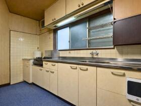 ●亀山市太岡寺町　中古一戸建て