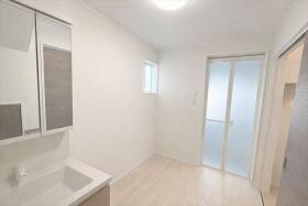 名張市桔梗が丘4番町　中古一戸建て