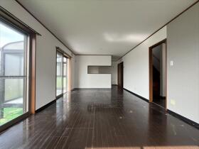 ●四日市市大字西阿倉川　中古一戸建て