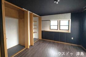 津島市唐臼町西島　中古一戸建て