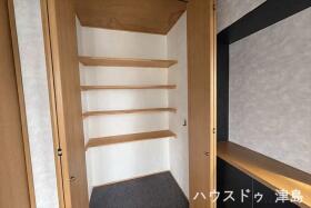 津島市唐臼町西島　中古一戸建て