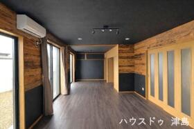 津島市唐臼町西島　中古一戸建て