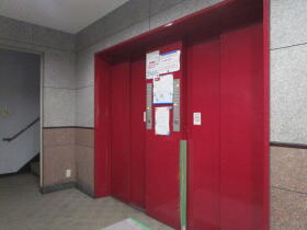 サンベアーマンション金山