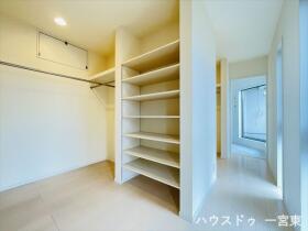 一宮市今伊勢町馬寄字上高見　中古一戸建て