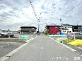 一宮市今伊勢町馬寄字上高見　中古一戸建て