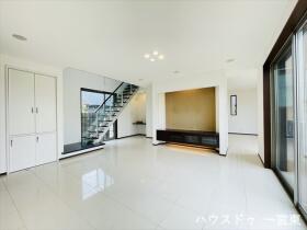 一宮市今伊勢町馬寄字上高見　中古一戸建て