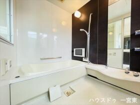 一宮市今伊勢町馬寄字上高見　中古一戸建て