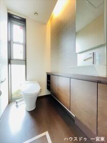 一宮市今伊勢町馬寄字上高見　中古一戸建て