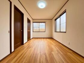 三重郡川越町大字南福崎　中古一戸建て