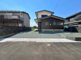 四日市市平津町　中古一戸建て