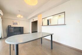 ●丸美ロイヤル港