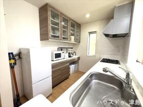 ●愛西市渕高町蔭島　中古一戸建て