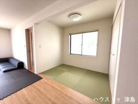 ●愛西市渕高町蔭島　中古一戸建て