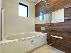 ●グローリアスヒルズ走井山公園壱番館