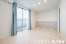 ●岐阜市北一色9丁目　中古一戸建て