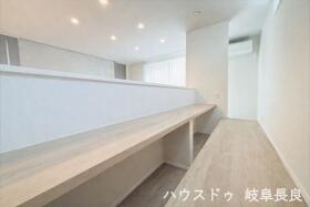 ●岐阜市北一色9丁目　中古一戸建て