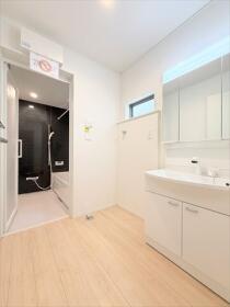 クレイドルガーデン名古屋市西区比良第16　全5棟　3号棟　新築一戸建て