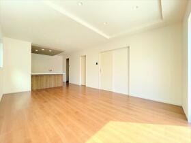 Terrechez名古屋市西区児玉2期　全2棟　3号棟　新築一戸建て