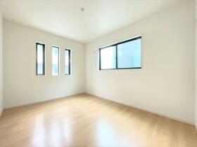 Ricca名古屋市西区こも原町1期　全3棟　2号棟　新築一戸建て