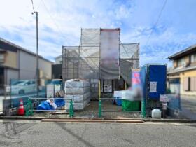 リナージュ鈴鹿市白子2丁目01期　全1棟　新築一戸建て