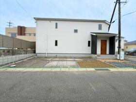 リナージュ鈴鹿市長太新町2丁目第1期　全5棟　1号棟　新築一戸建て
