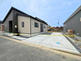 リナージュ鈴鹿市長太新町2丁目第1期　全5棟　4号棟　新築一戸建て