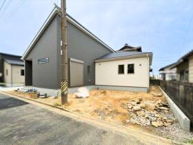 リナージュ鈴鹿市長太新町2丁目第1期　全5棟　5号棟　新築一戸建て