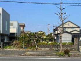 ●四日市市青葉町　建築条件なし土地