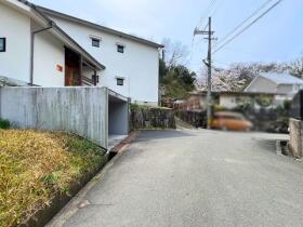 ●四日市市西日野町　中古一戸建て