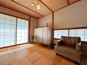 ●四日市市西日野町　中古一戸建て