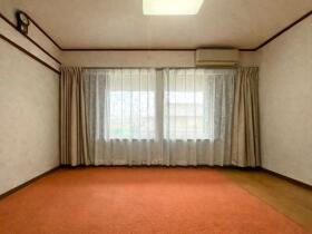 ●いなべ市員弁町東一色字丁田浦　中古一戸建て