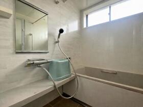 ●いなべ市員弁町東一色字丁田浦　中古一戸建て