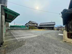 ●いなべ市員弁町東一色字丁田浦　中古一戸建て