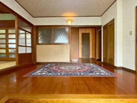 ●いなべ市員弁町東一色字丁田浦　中古一戸建て