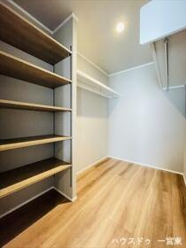 一宮市猿海道2丁目　全６棟　2号棟　新築一戸建て