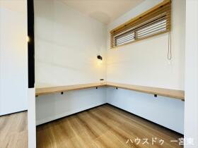 一宮市猿海道2丁目　全６棟　2号棟　新築一戸建て