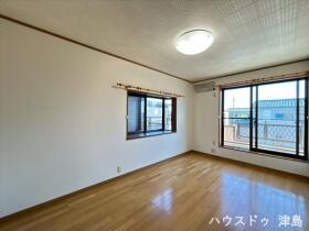 津島市中地町２丁目　中古一戸建て