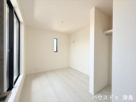LiveleGardenS津島市新開町３丁目　全２棟　１号棟　新築一戸建て