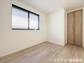 プレサンスアージュ岐阜羽衣町　全1棟　新築一戸建て