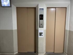 港楽ハイツ１号館