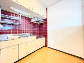 港楽ハイツ１号館