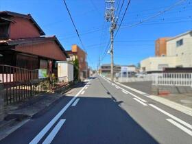 四日市市富田浜町　建築条件なし土地
