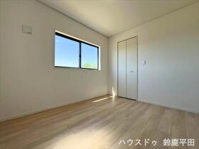 クレイドルガーデン鈴鹿市長太新町第4　1号棟　新築一戸建て