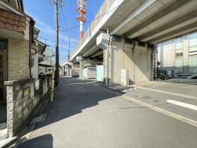 名古屋市中川区烏森町字四反畑　中古一戸建て