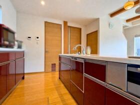 ●四日市市山城町　中古一戸建て