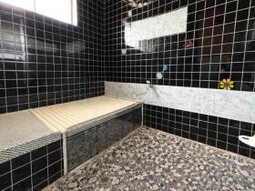 ●四日市市笹川3丁目　中古一戸建て