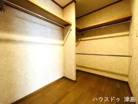 ●岐阜県大垣市林町7丁目　中古一戸建て