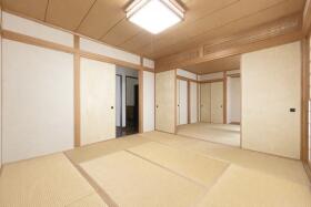 ●名古屋市緑区鳴海町字薬師山　中古一戸建て