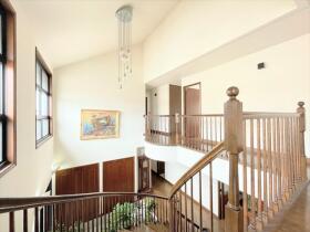 ●名古屋市緑区鳴海町字薬師山　中古一戸建て